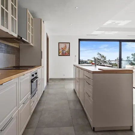 Appartement Arc En Ciel