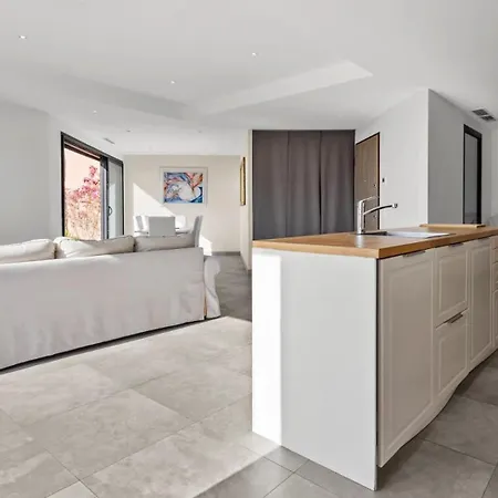 Arc En Ciel Appartement *